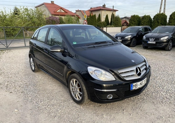 Mercedes-Benz Klasa B cena 25900 przebieg: 209000, rok produkcji 2011 z Kowal małe 436